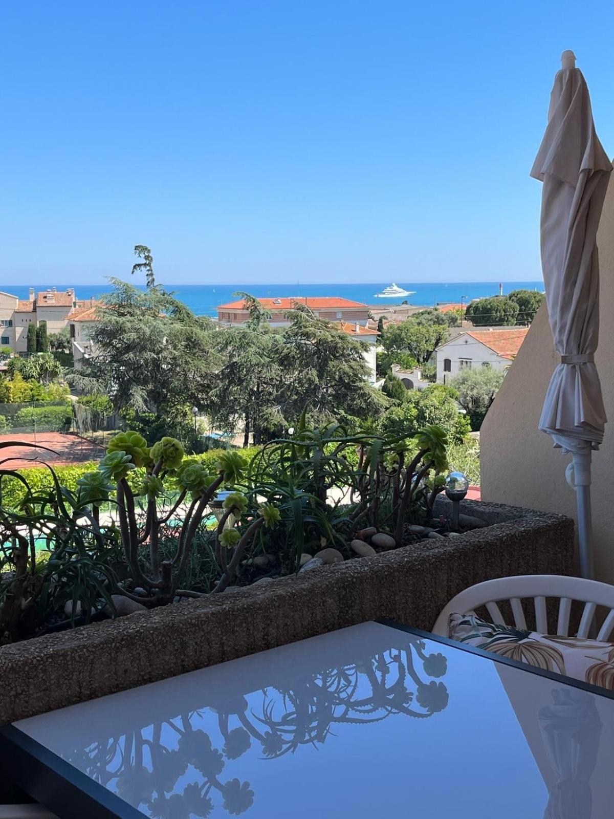 Antibes Secured Parc Velusine With Private Parking, Terrace, Pools And Tennis Courts. Exterior photo
